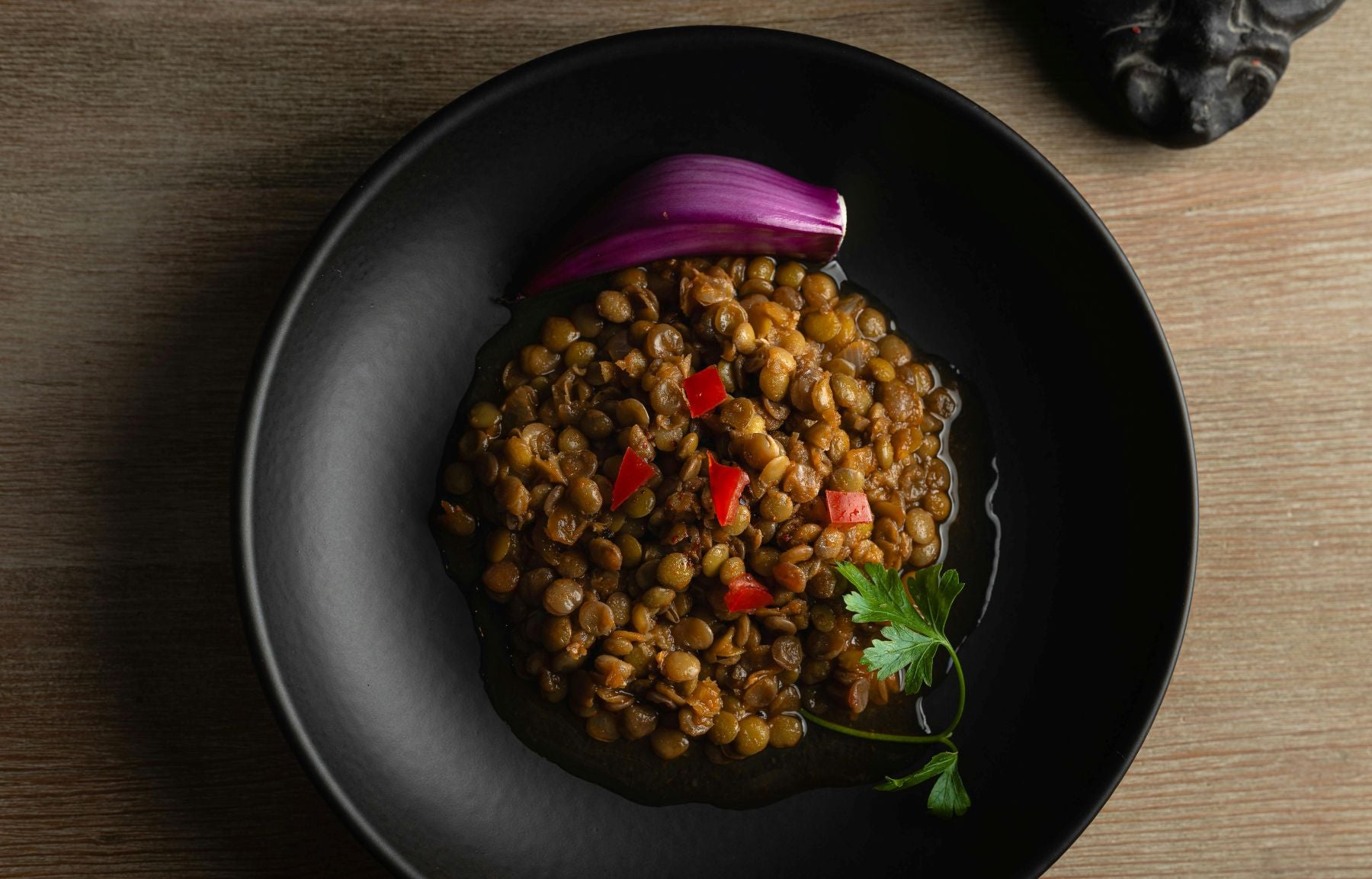 Lentil stew with onion and pepper